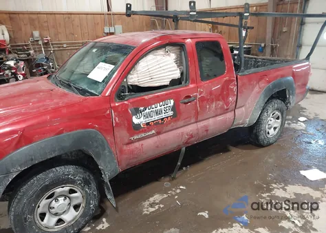 2013 Toyota Tacoma Base V6 z USA, uszkodzony, nr VIN 5TFUU4EN8DX058694